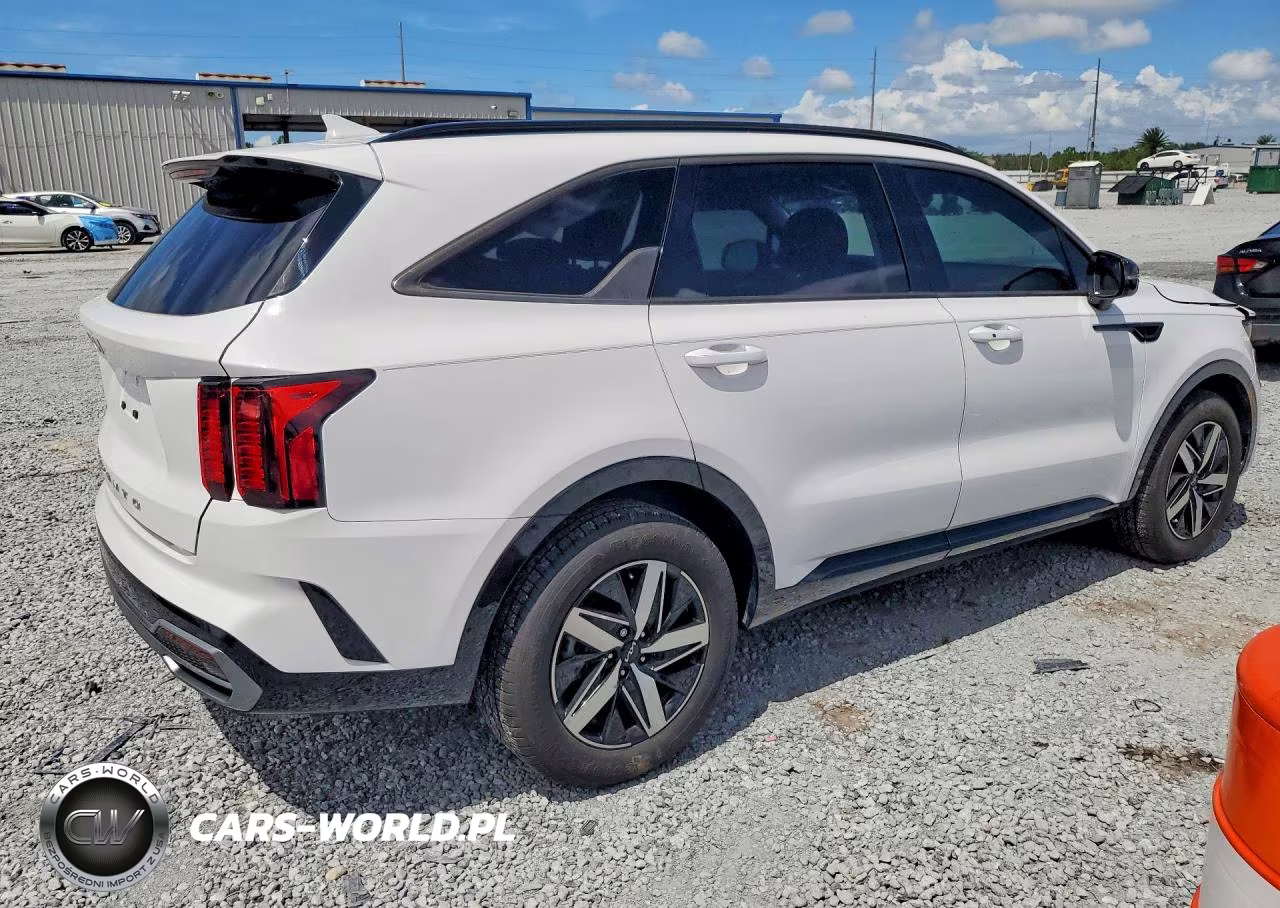2022 Kia Sorento S VIN:5XYRL4LC1NG158344 - 3