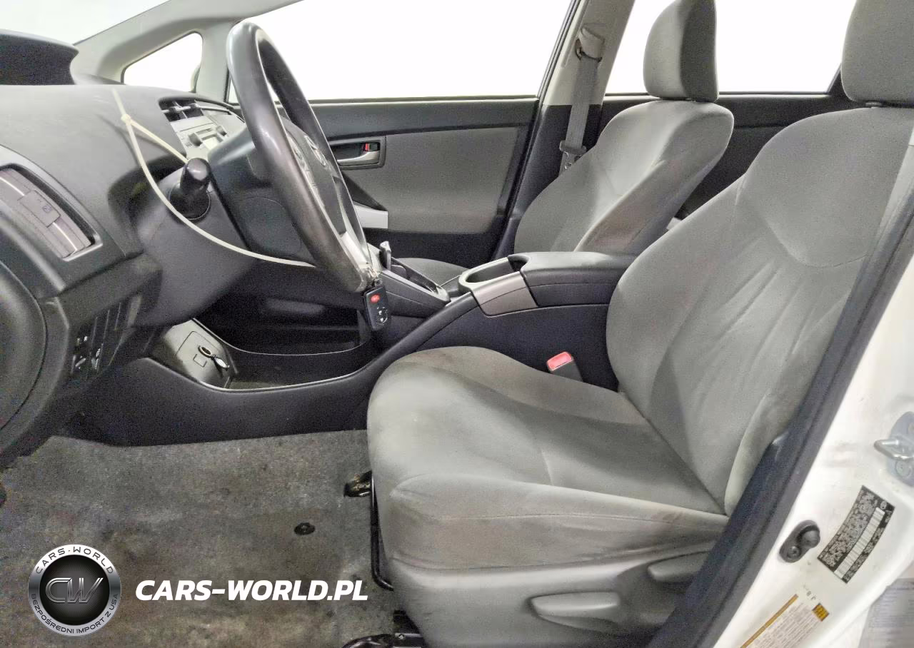 2012 Toyota Prius Two VIN:JTDKN3DU8C5494575 - 7
