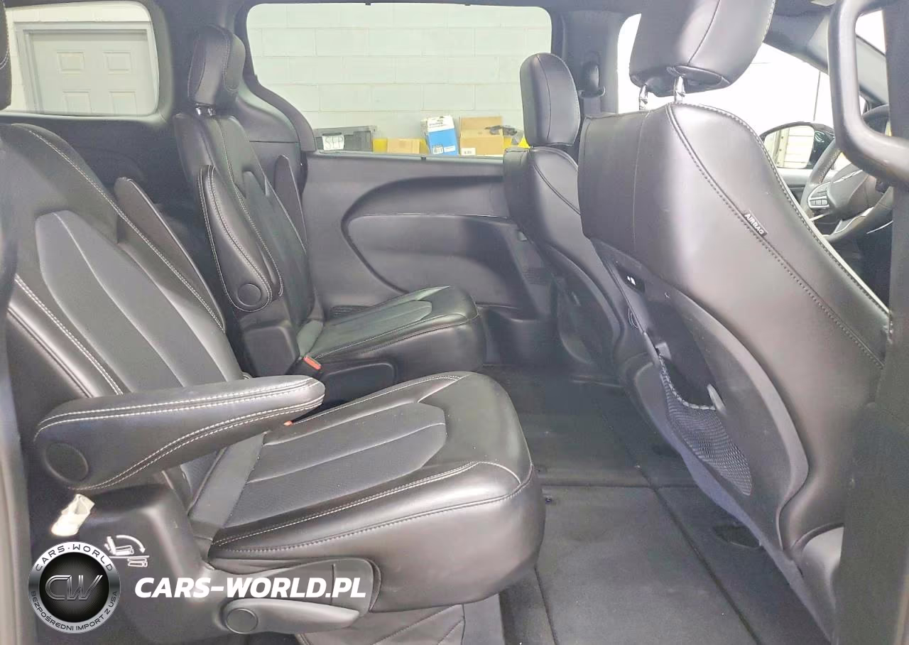 2025 Chrysler Pacifica Select VIN:2C4RC1BG5SR578652 - 11
