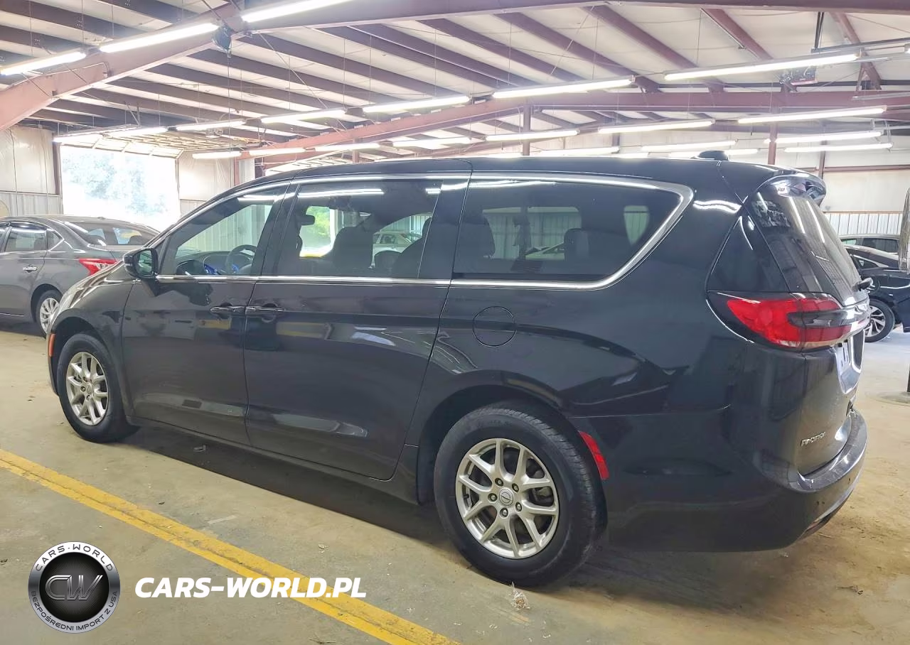 2025 Chrysler Pacifica Select VIN:2C4RC1BG5SR578652 - 2