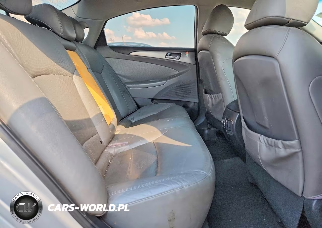 2012 Hyundai Sonata Hybrid VIN:KMHEC4A40CA022130 - 10