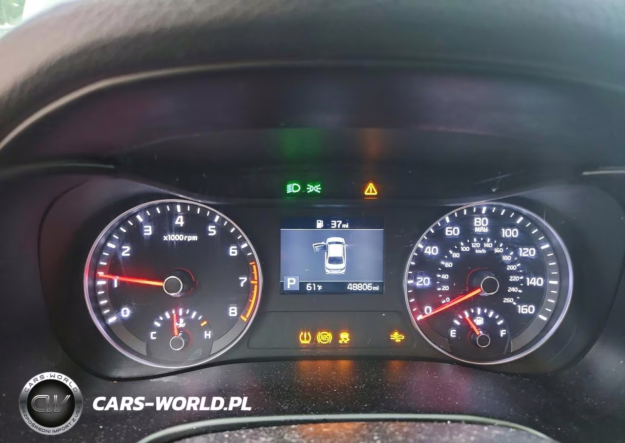 2019 Kia Forte Lxs VIN:3KPF24AD3KE107440 - 9