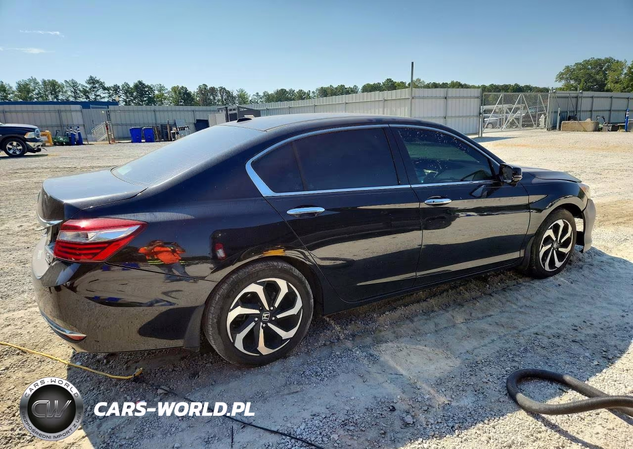 2017 Honda Accord Exl VIN:1HGCR3F85HA039725 - 3