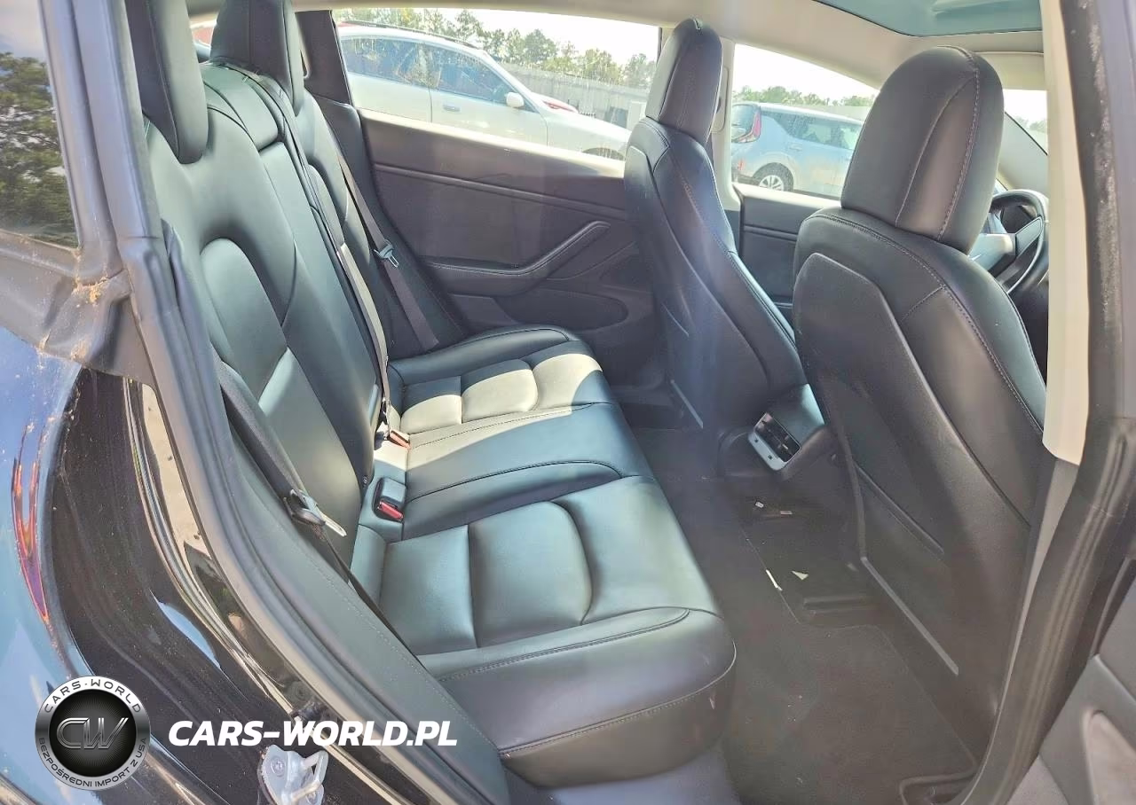 2018 Tesla Model 3 VIN:5YJ3E1EB3JF090438 - 10