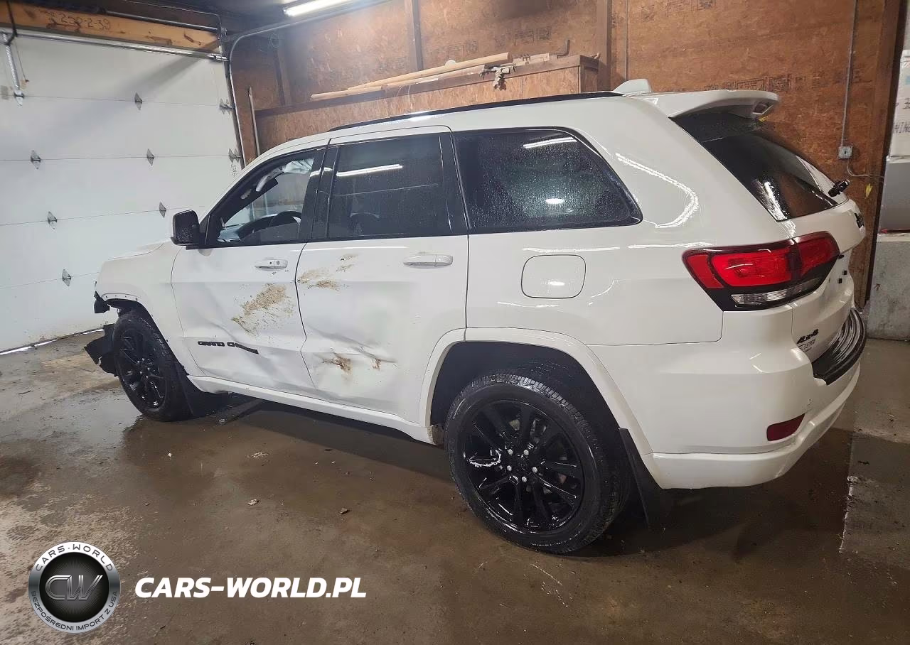 2021 Jeep Grand Cherokee Laredo VIN:1C4RJFAG6MC736822 - 2