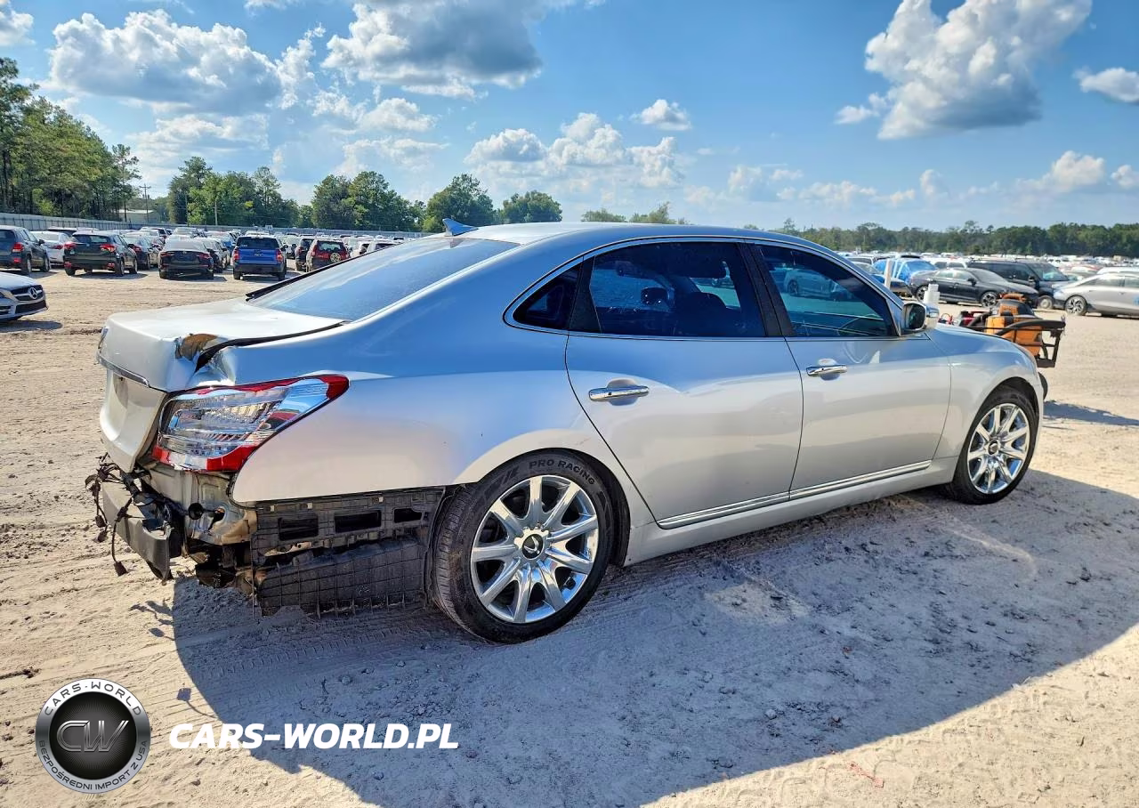 2013 Hyundai Equus Signature VIN:KMHGH4JH7DU066817 - 3