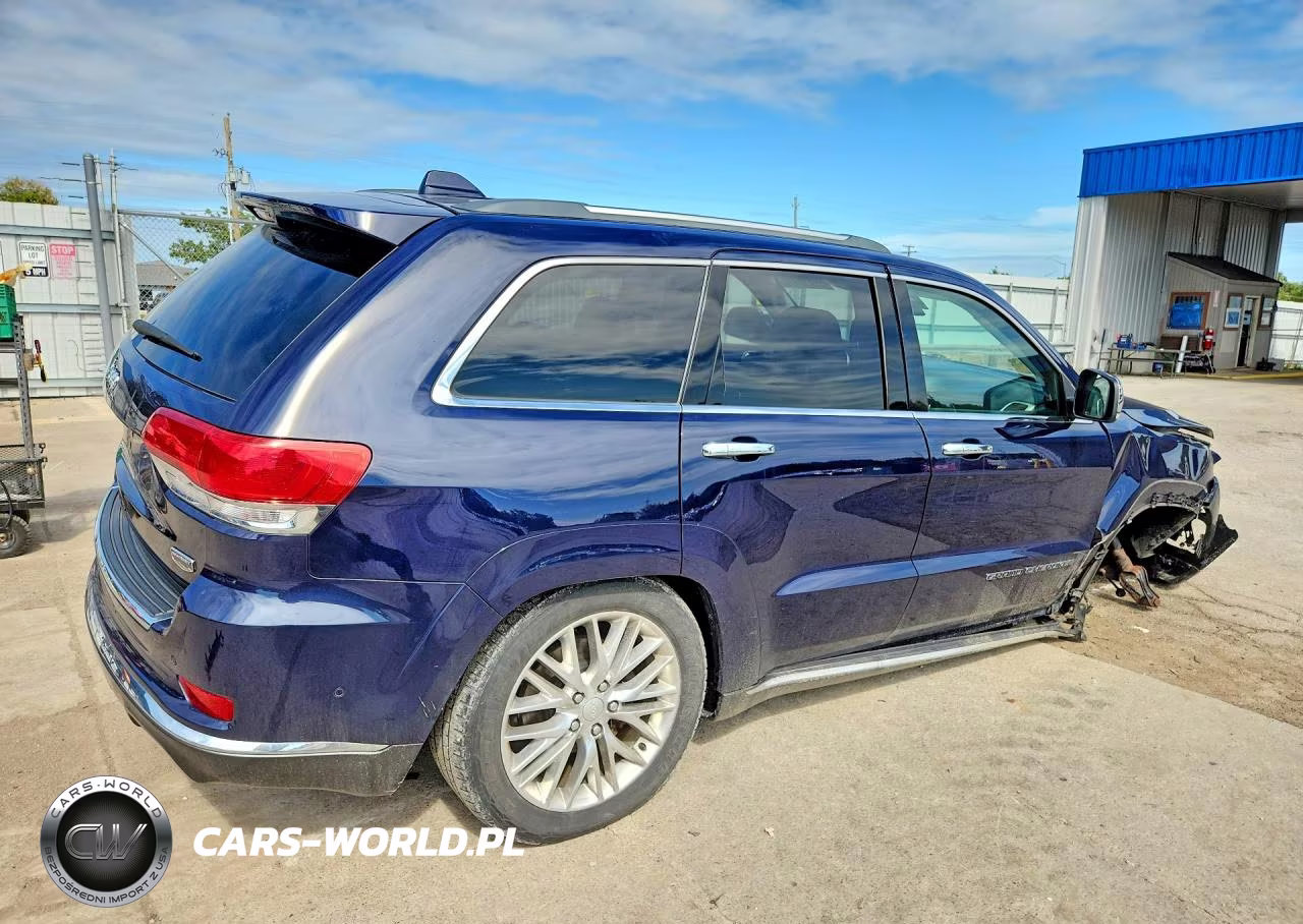 2018 Jeep Grand Cherokee Summit VIN:1C4RJFJG5JC409677 - 3