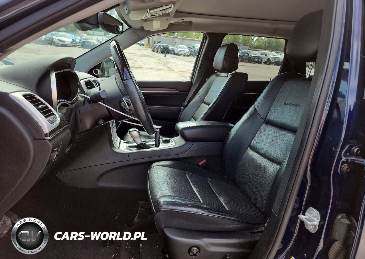 2018 Jeep Grand Cherokee Summit VIN:1C4RJFJG5JC409677 - 7