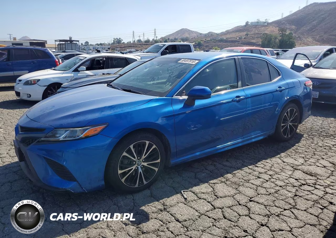 2018 Toyota Camry Se VIN:4T1B11HK0JU109260 - 1