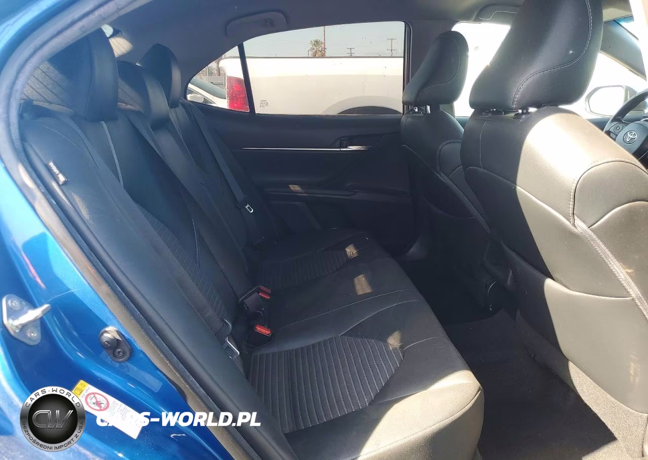 2018 Toyota Camry Se VIN:4T1B11HK0JU109260 - 10