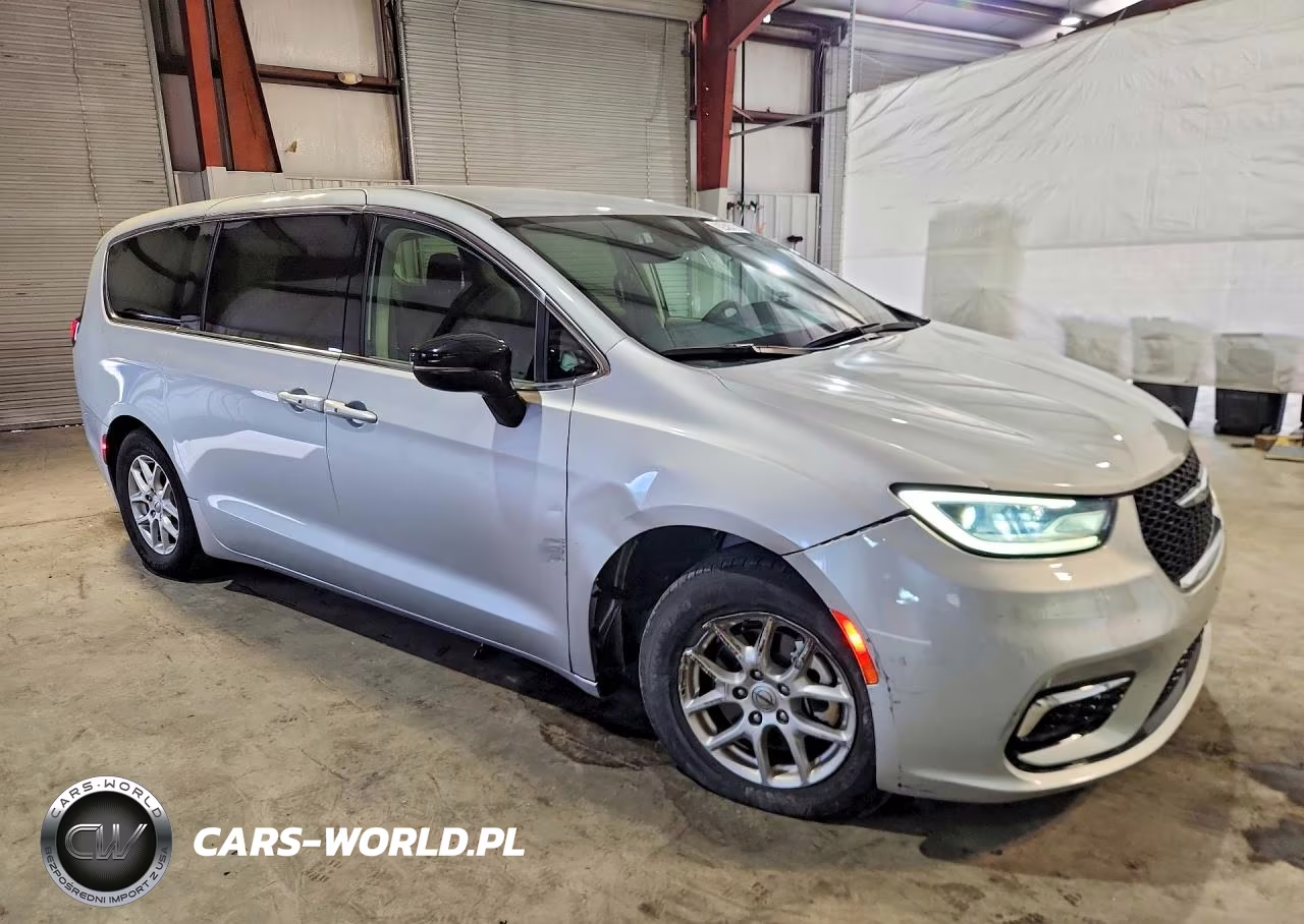 2024 Chrysler Pacifica Touring L VIN:2C4RC1BG6RR125506 - 4