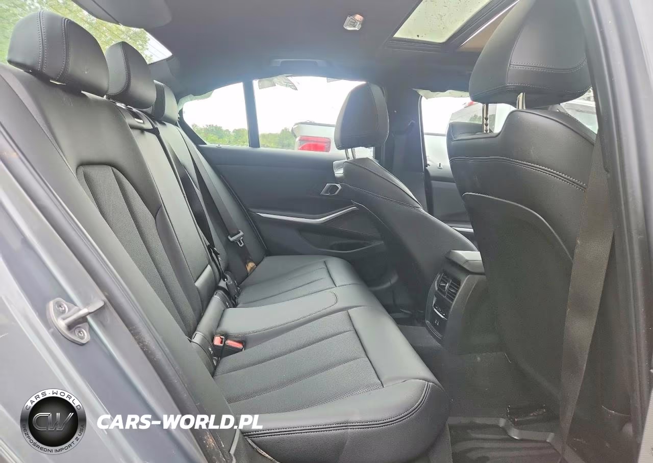 2025 BMW M340Xi VIN:3MW69FT01S8F63790 - 10