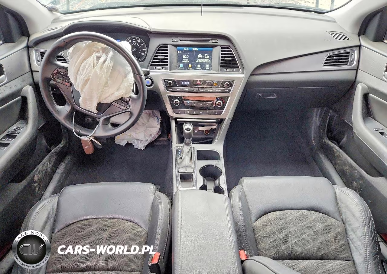 2017 Hyundai Sonata Sport VIN:5NPE34AF3HH500126 - 8
