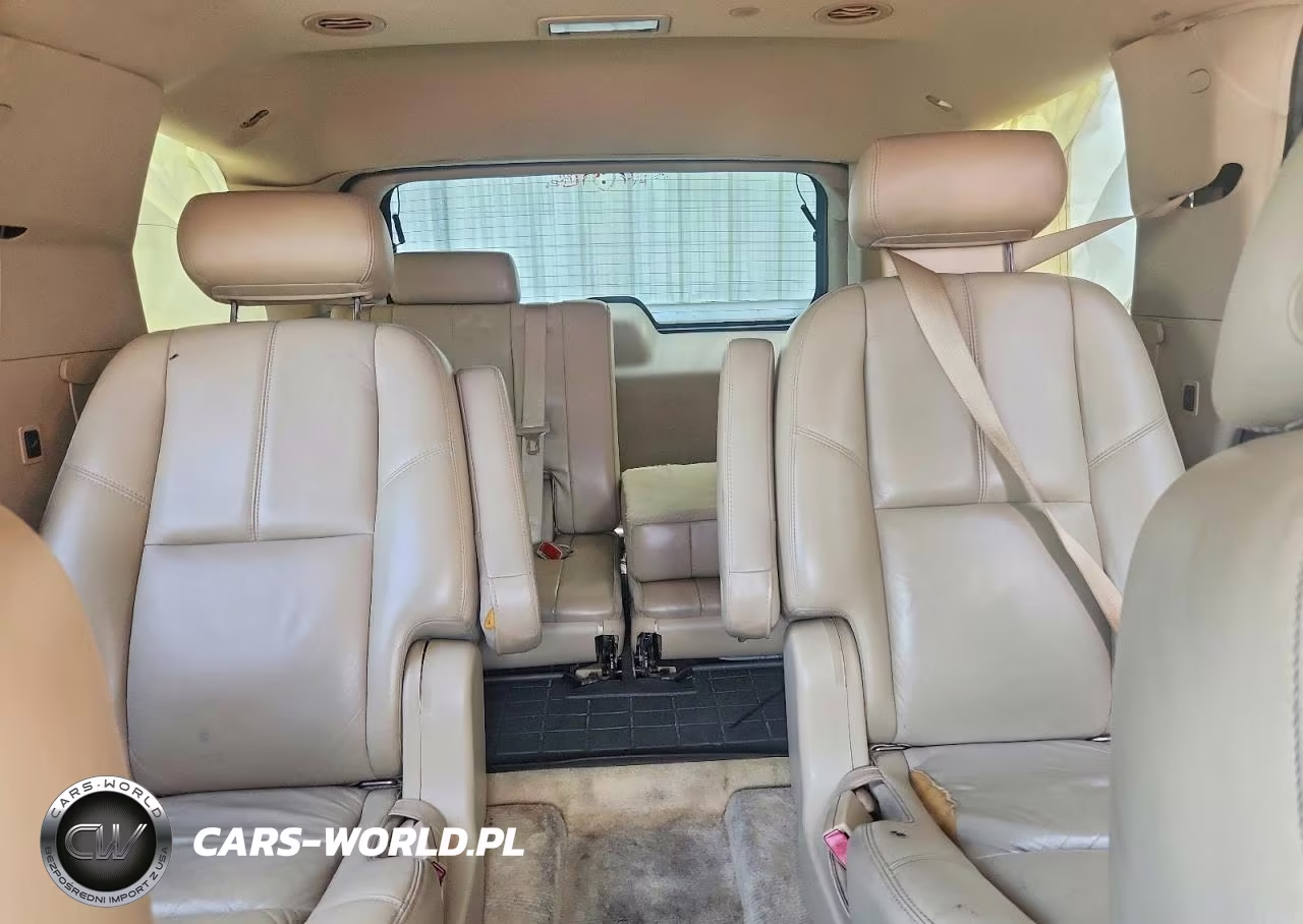 2008 GMC Yukon Denali VIN:1GKEC638X8J187260 - 10