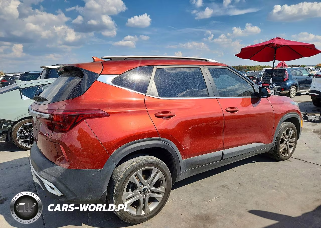 2021 Kia Seltos S VIN:KNDEU2AA5M7098758 - 3
