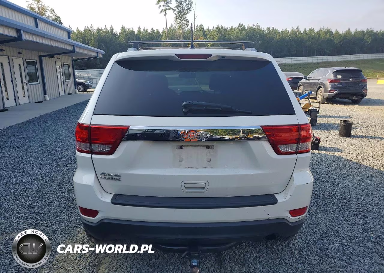 2012 Jeep Grand Cherokee Laredo VIN:1C4RJFAG2CC161682 - 6