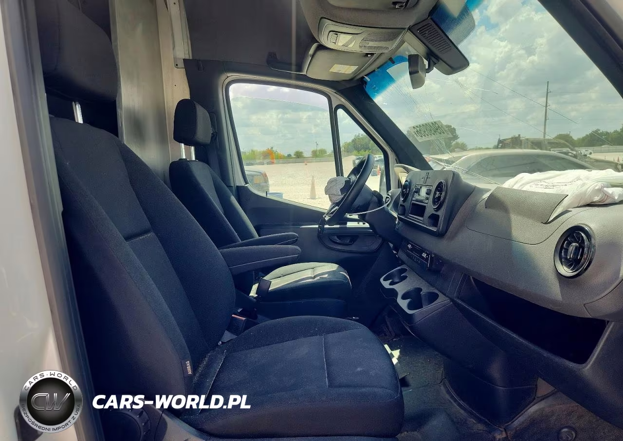2022 Mercedes-Benz Sprinter Delivery Van VIN:W1Y4DCHY0NT090107 - 11