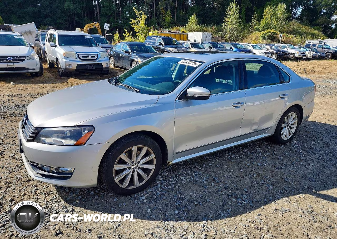 2013 Volkswagen Passat Sel VIN:1VWCP7A33DC072211 - 1