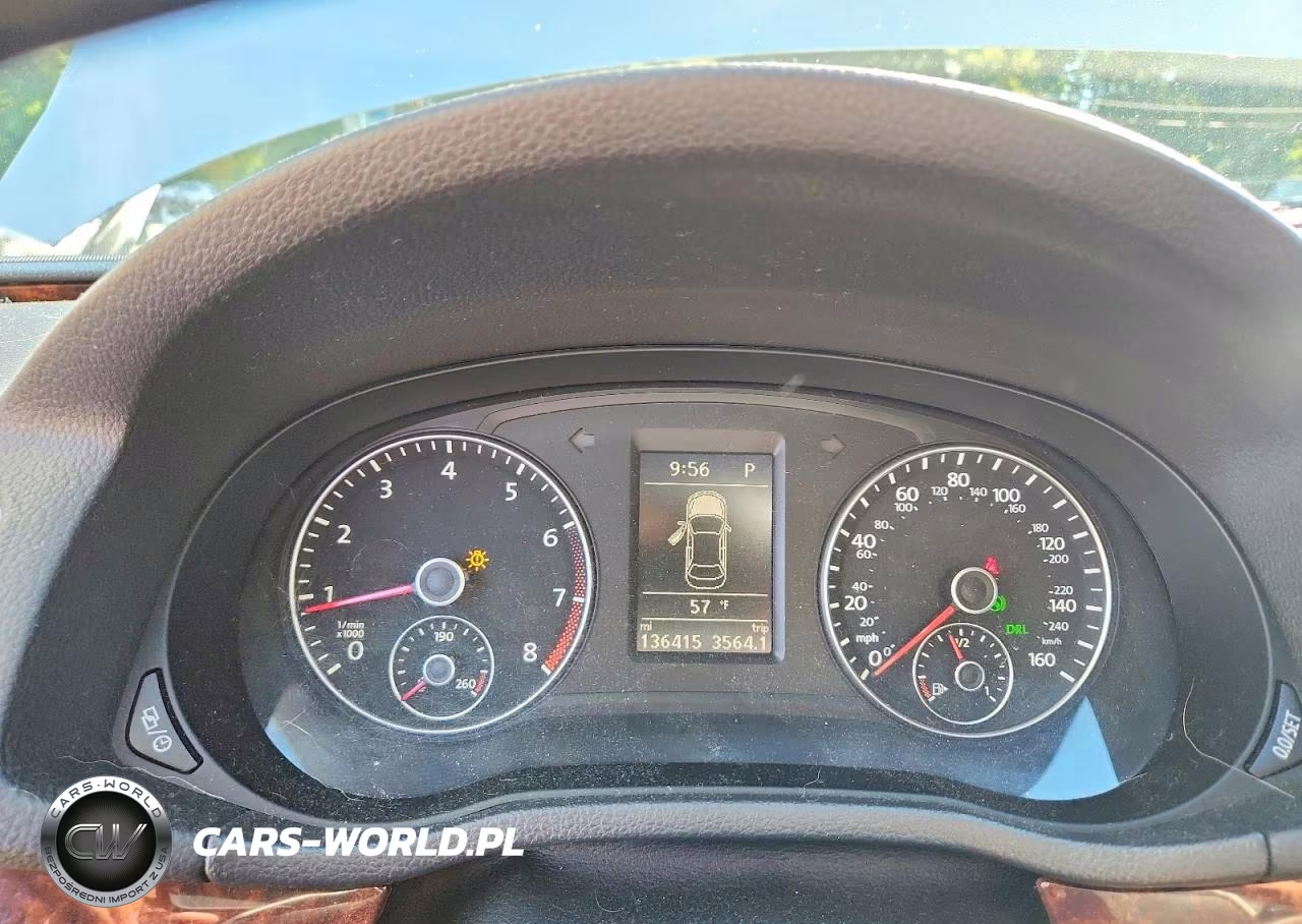 2013 Volkswagen Passat Sel VIN:1VWCP7A33DC072211 - 9