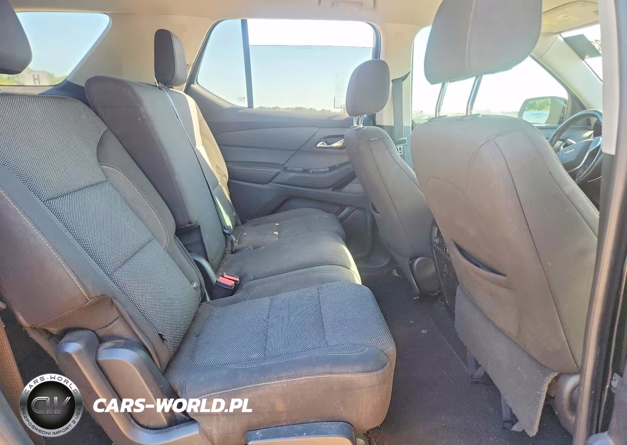 2018 Chevrolet Traverse Lt VIN:1GNERGKW8JJ170616 - 10