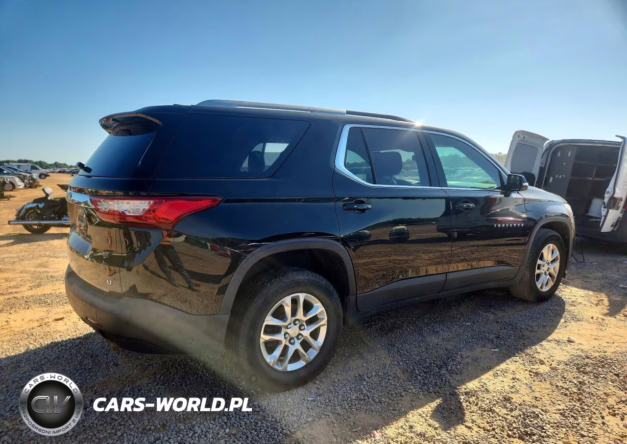 2018 Chevrolet Traverse Lt VIN:1GNERGKW8JJ170616 - 3