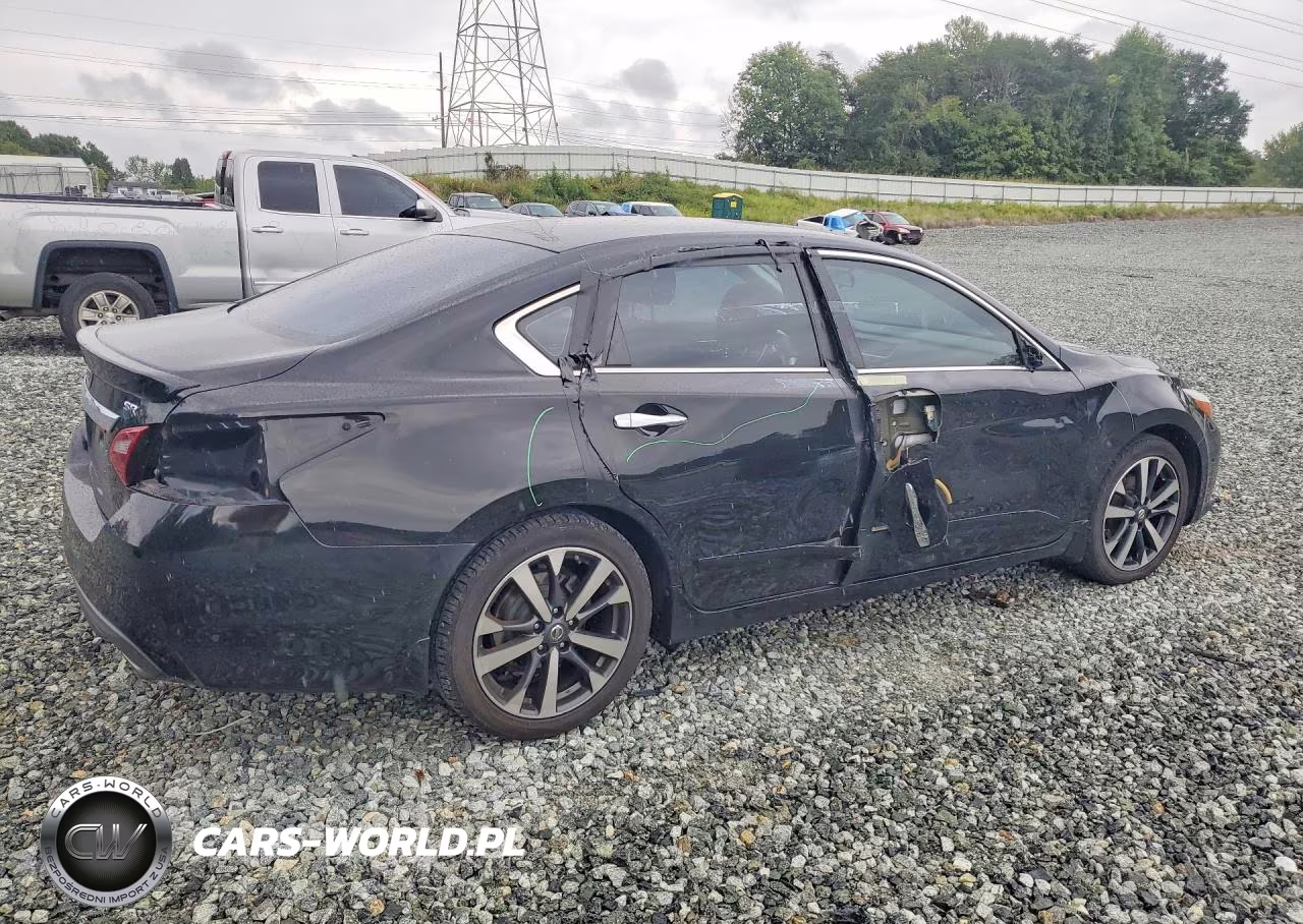 2017 Nissan Altima 2.5 Sr VIN:1N4AL3AP1HC490246 - 3