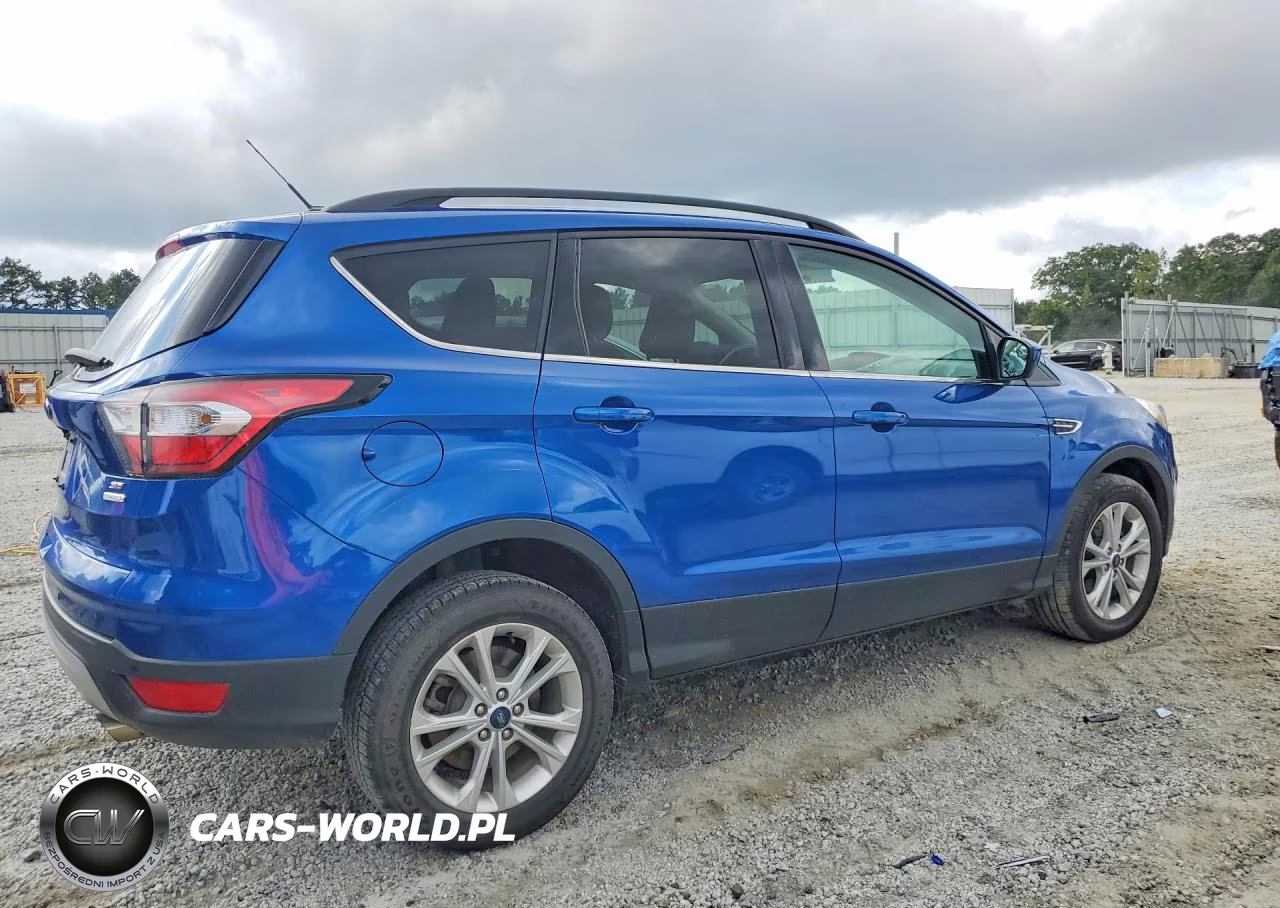 2018 Ford Escape Se VIN:1FMCU0GD2JUD22817 - 3