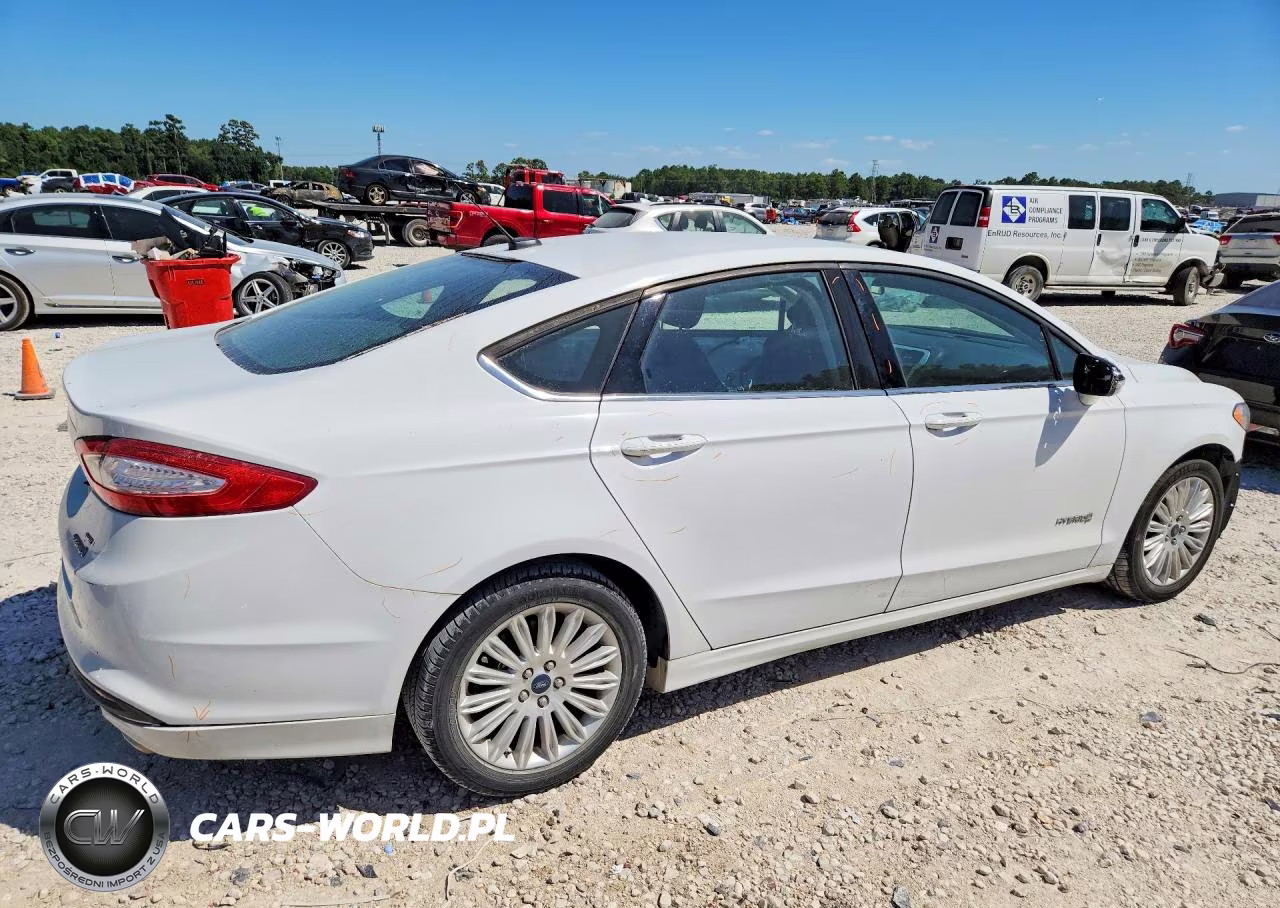 2016 Ford Fusion Se Hybrid VIN:3FA6P0LU7GR360080 - 3