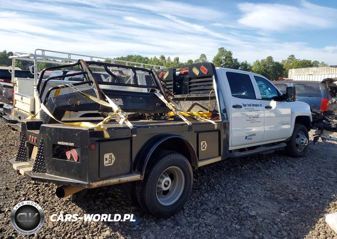 2018 Chevrolet Silverado 3500 VIN:1GC4KYCYXJF153995 - 3