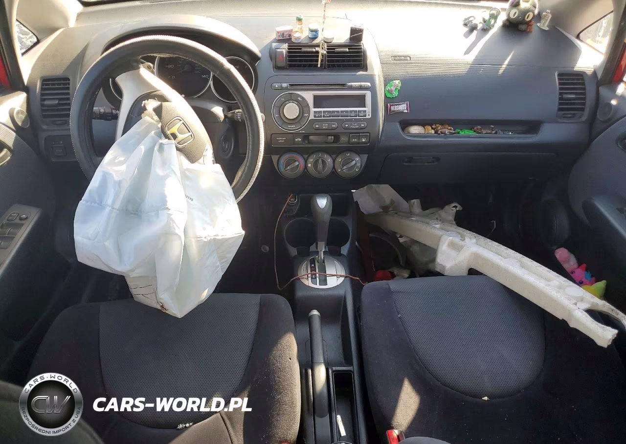 2007 Honda Fit S VIN:JHMGD38627S058122 - 8