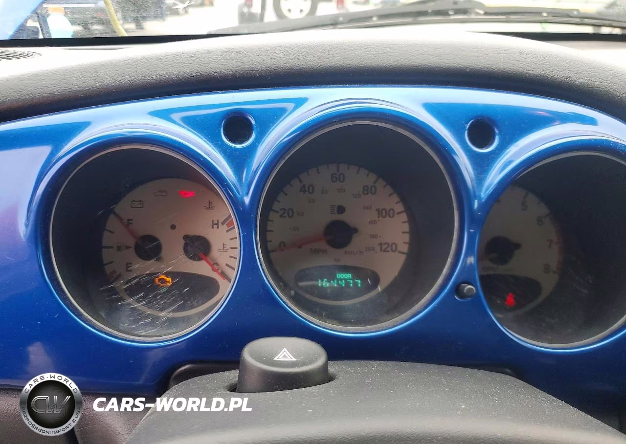 2005 Chrysler Pt Cruiser VIN:3C3EY45X05T532729 - 9