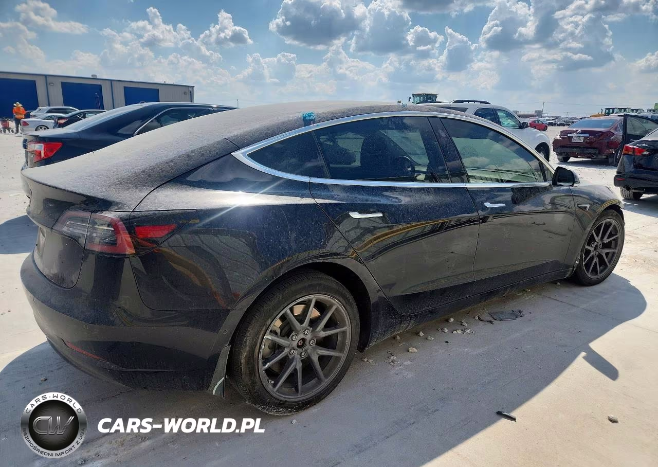 2018 Tesla Model 3 VIN:5YJ3E1EA0JF070283 - 3