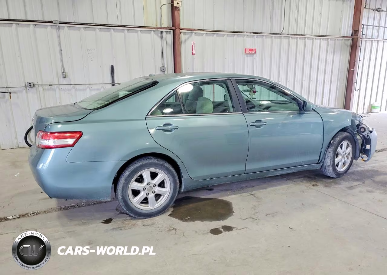 2010 Toyota Camry Le VIN:4T1BF3EK9AU511263 - 3