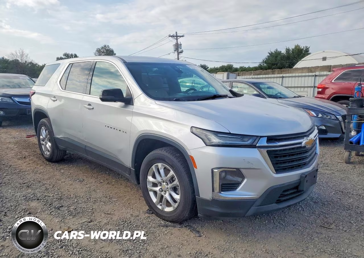 2022 Chevrolet Traverse Ls VIN:1GNERFKW6NJ105294 - 4