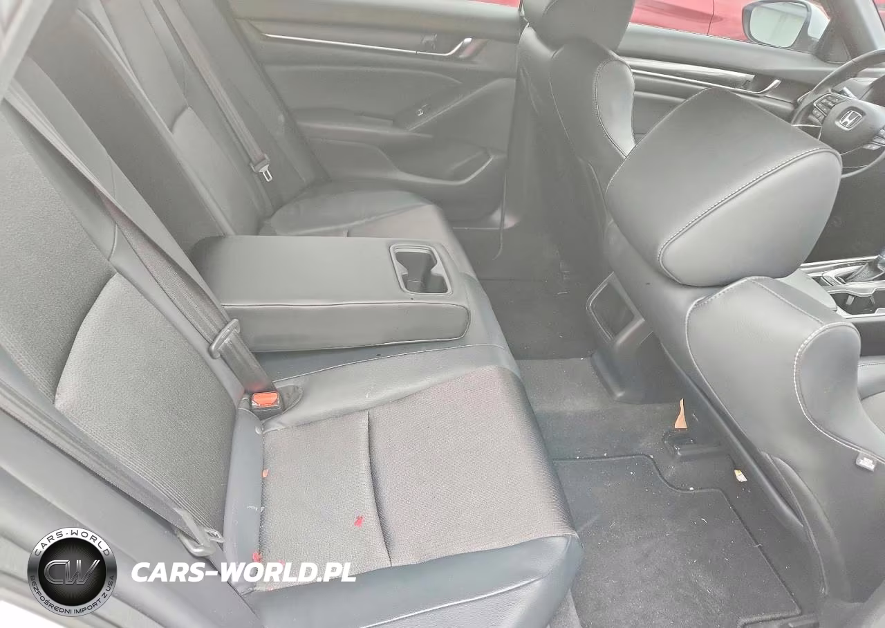 2018 Honda Accord Sport VIN:1HGCV1F33JA022108 - 10