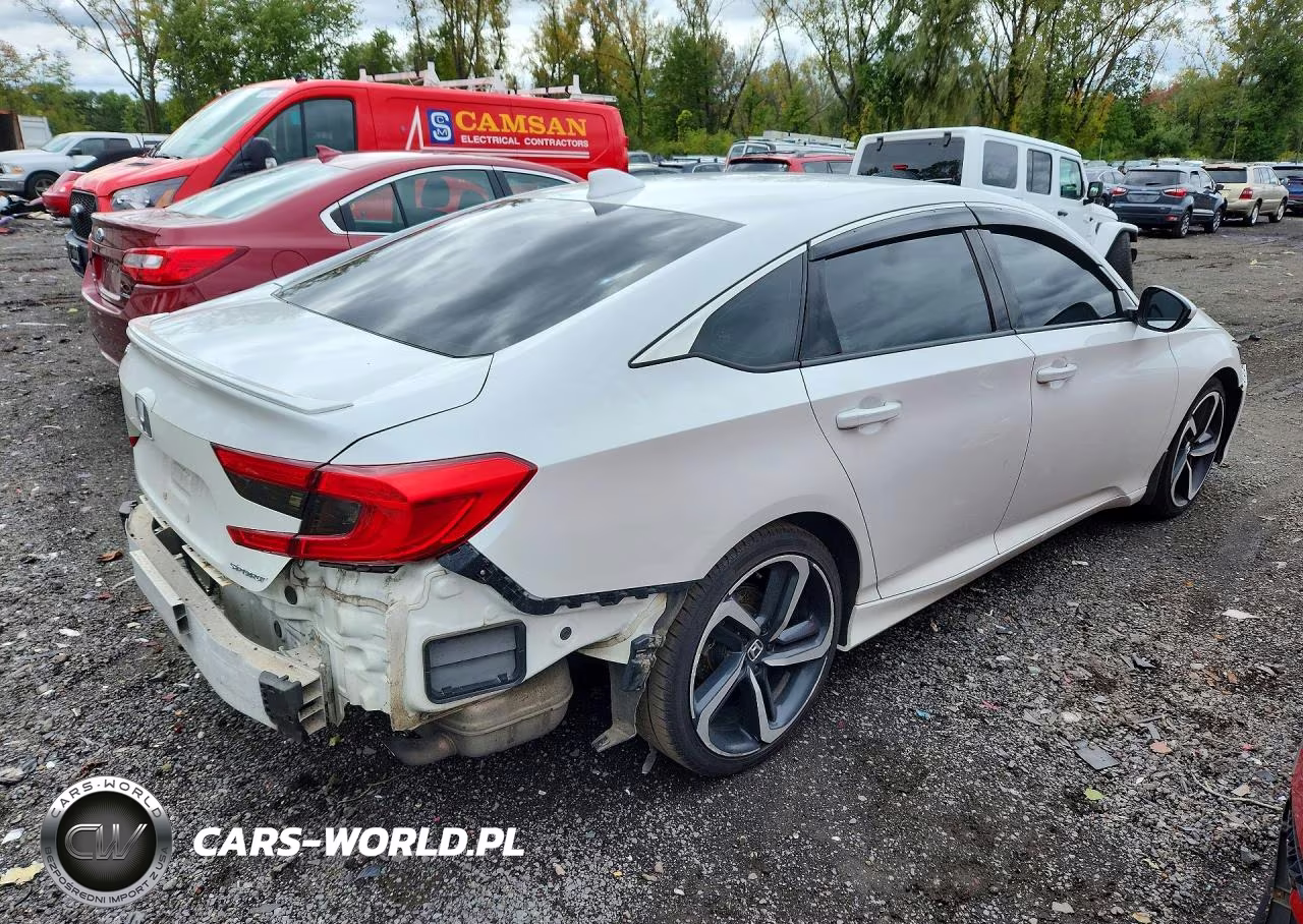 2018 Honda Accord Sport VIN:1HGCV1F33JA022108 - 3