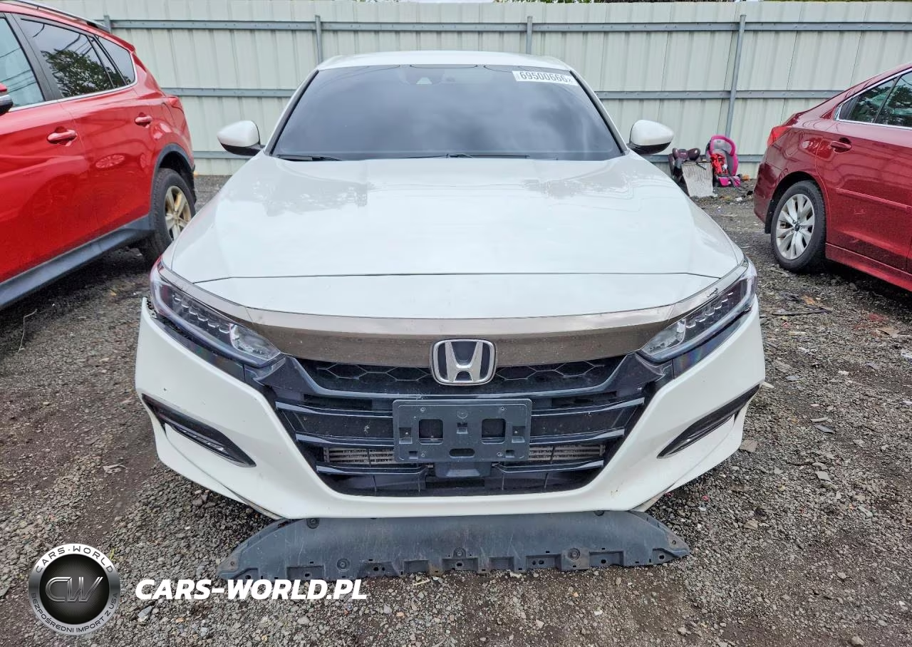 2018 Honda Accord Sport VIN:1HGCV1F33JA022108 - 5
