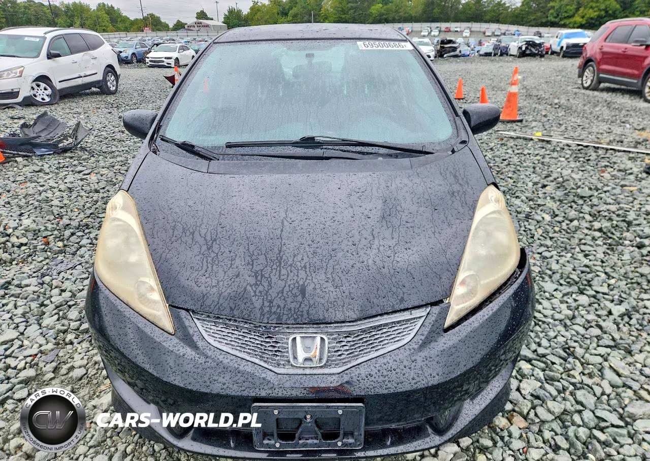 2010 Honda Fit Sport VIN:JHMGE8H45AC006025 - 5