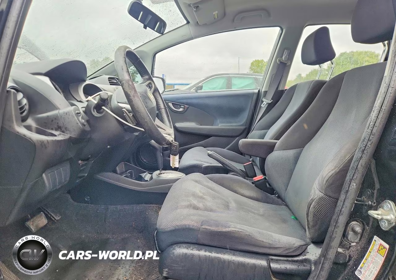 2010 Honda Fit Sport VIN:JHMGE8H45AC006025 - 7