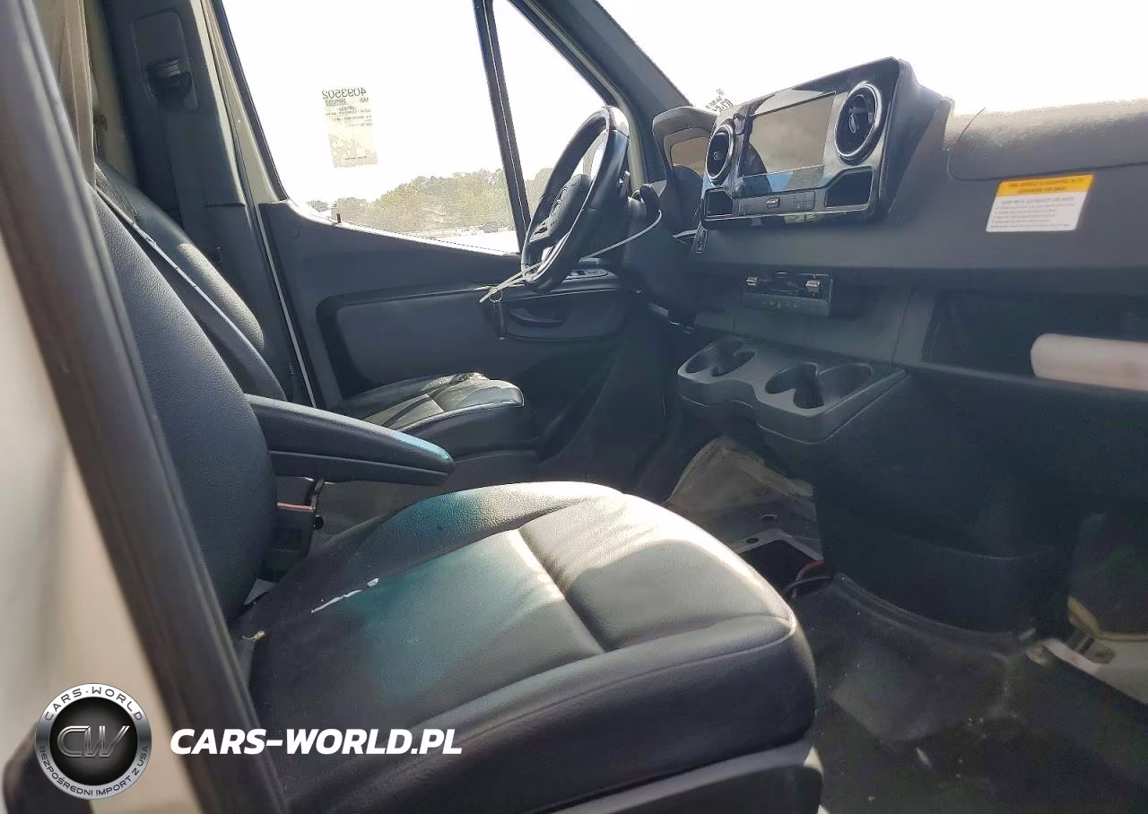 2023 Mercedes-Benz Sprinter 3500 VIN:W1Y5NDHY2PT128673 - 11