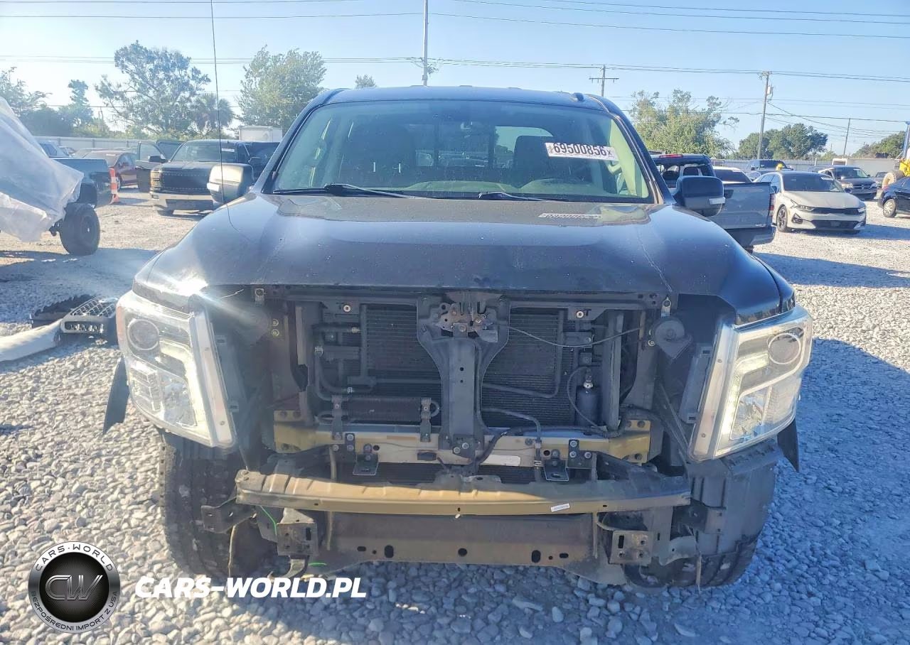 2019 Nissan Titan Pro-4X VIN:1N6AA1E55KN519513 - 5
