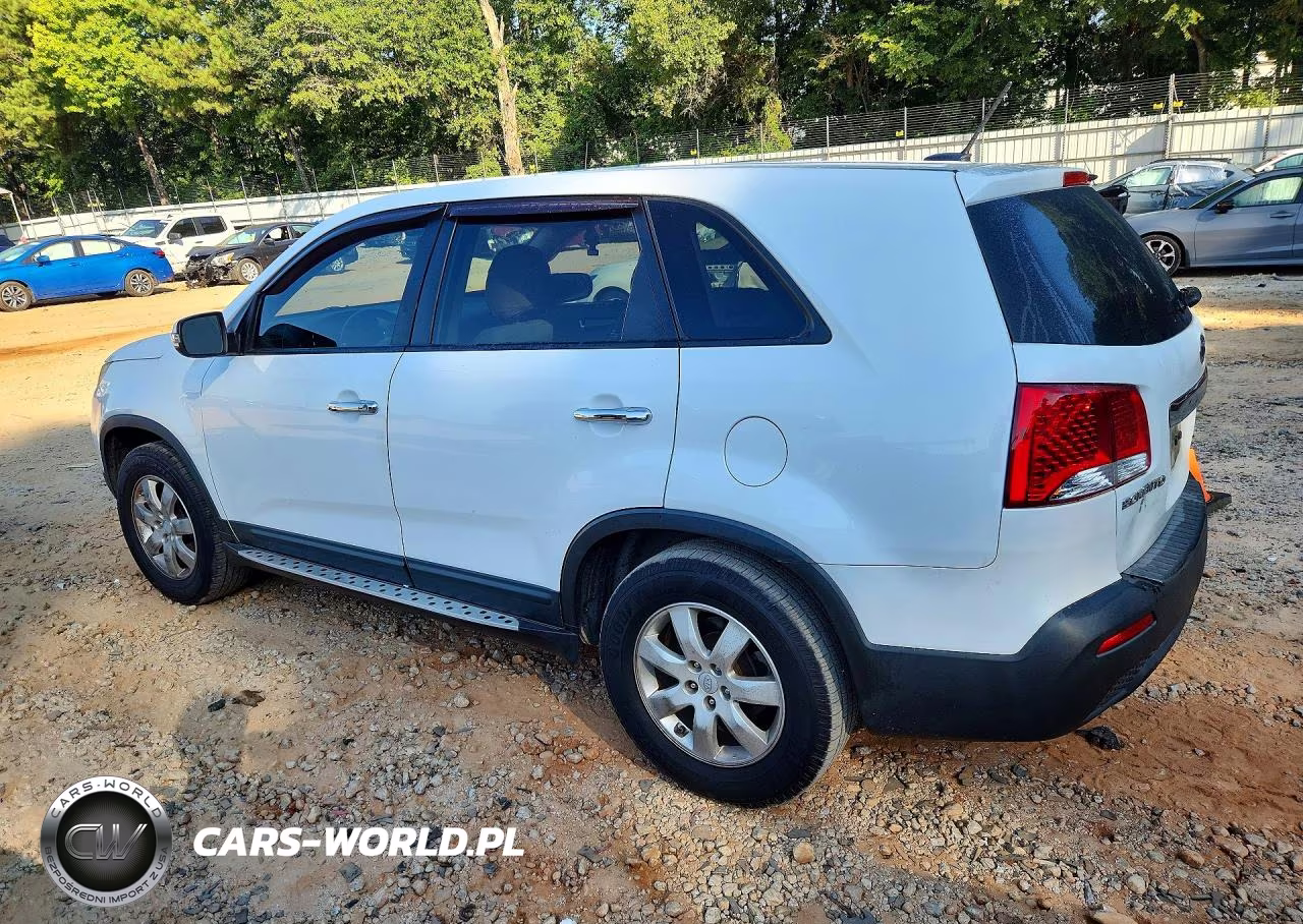 2011 Kia Sorento Lx VIN:5XYKT3A17BG161841 - 2