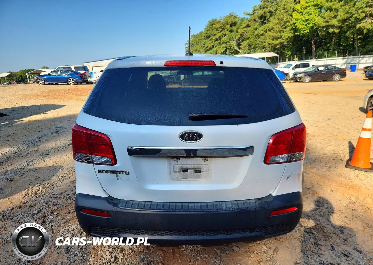 2011 Kia Sorento Lx VIN:5XYKT3A17BG161841 - 6