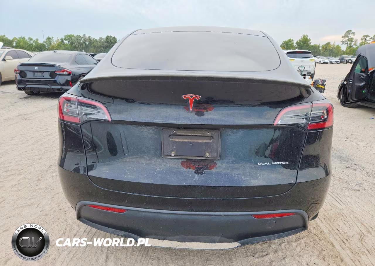 2023 Tesla Model Y VIN:7SAYGDEE5PA051807 - 6