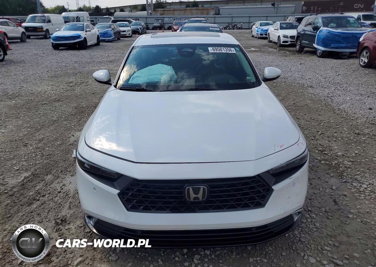 2023 Honda Accord Touring Hybrid VIN:1HGCY2F89PA060301 - 5