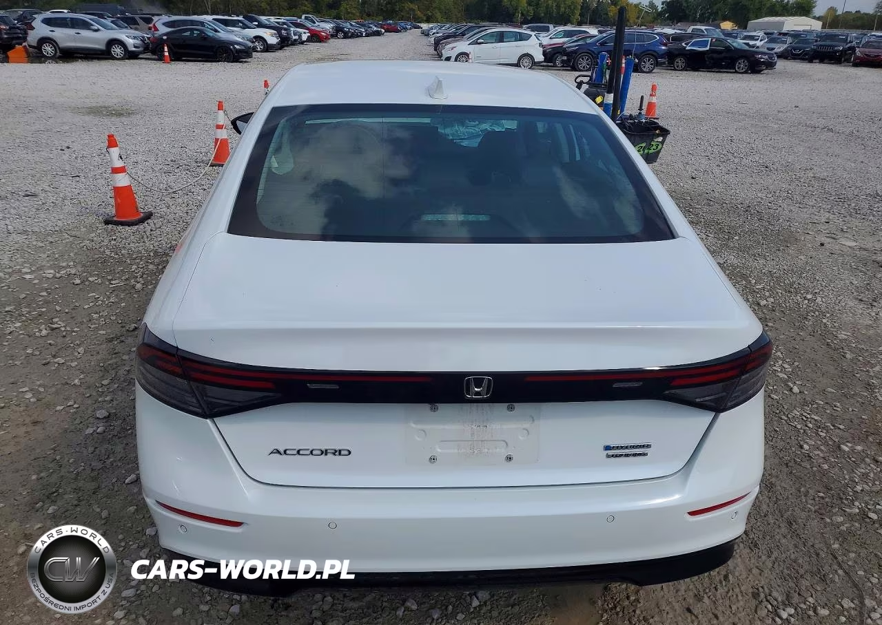 2023 Honda Accord Touring Hybrid VIN:1HGCY2F89PA060301 - 6