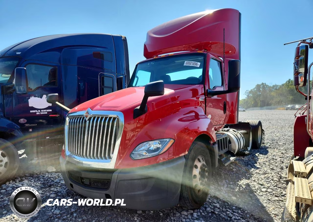2020 International Lt625 VIN:3HCDZAPRXLL850987 - 1