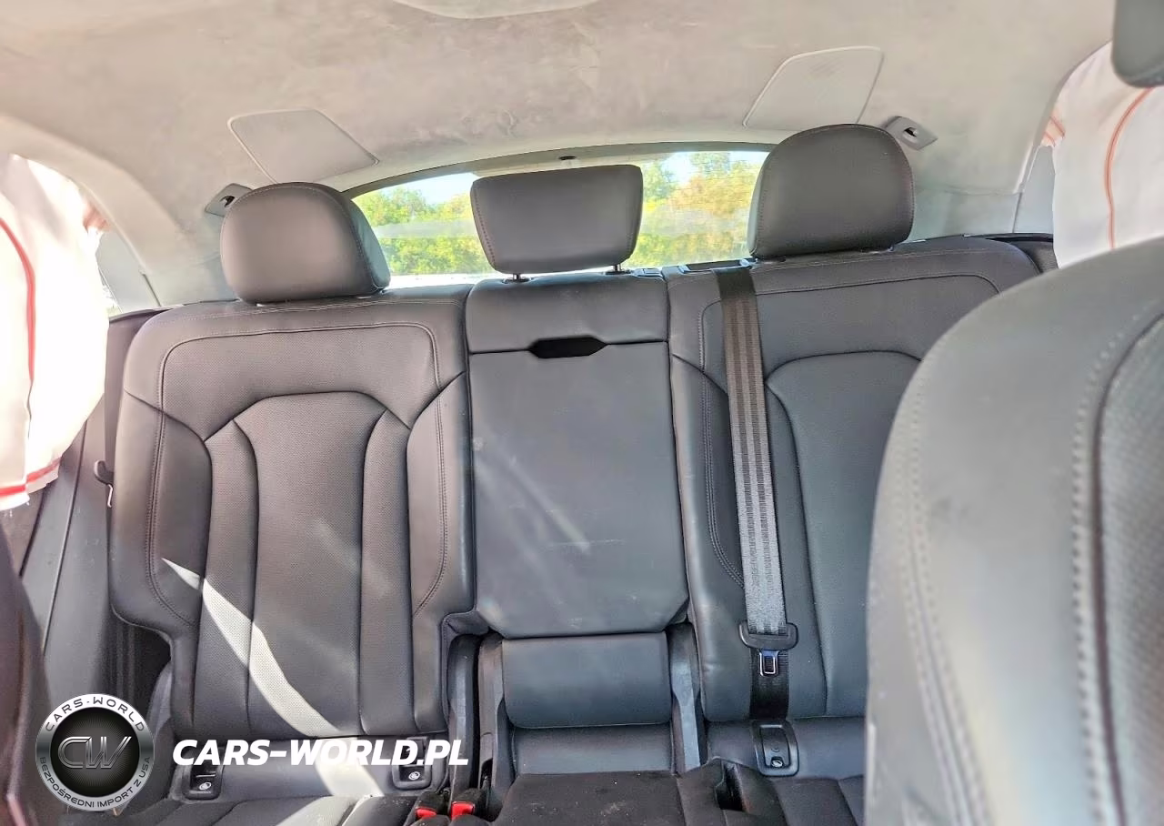 2019 Audi Q8 Prestige VIN:WA1CVAF19KD033573 - 10