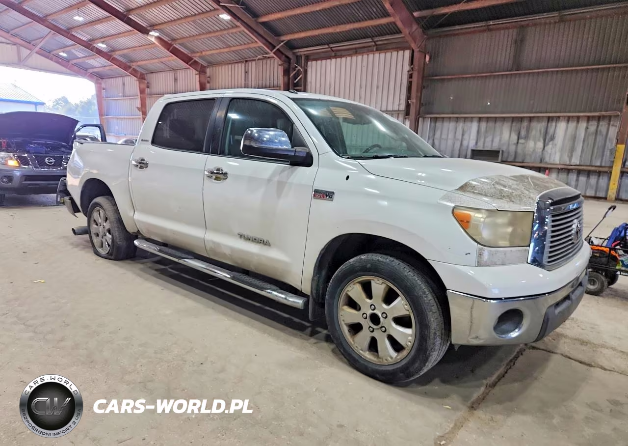 2013 Toyota Tundra Platinum VIN:5TFFY5F12DX145733 - 4