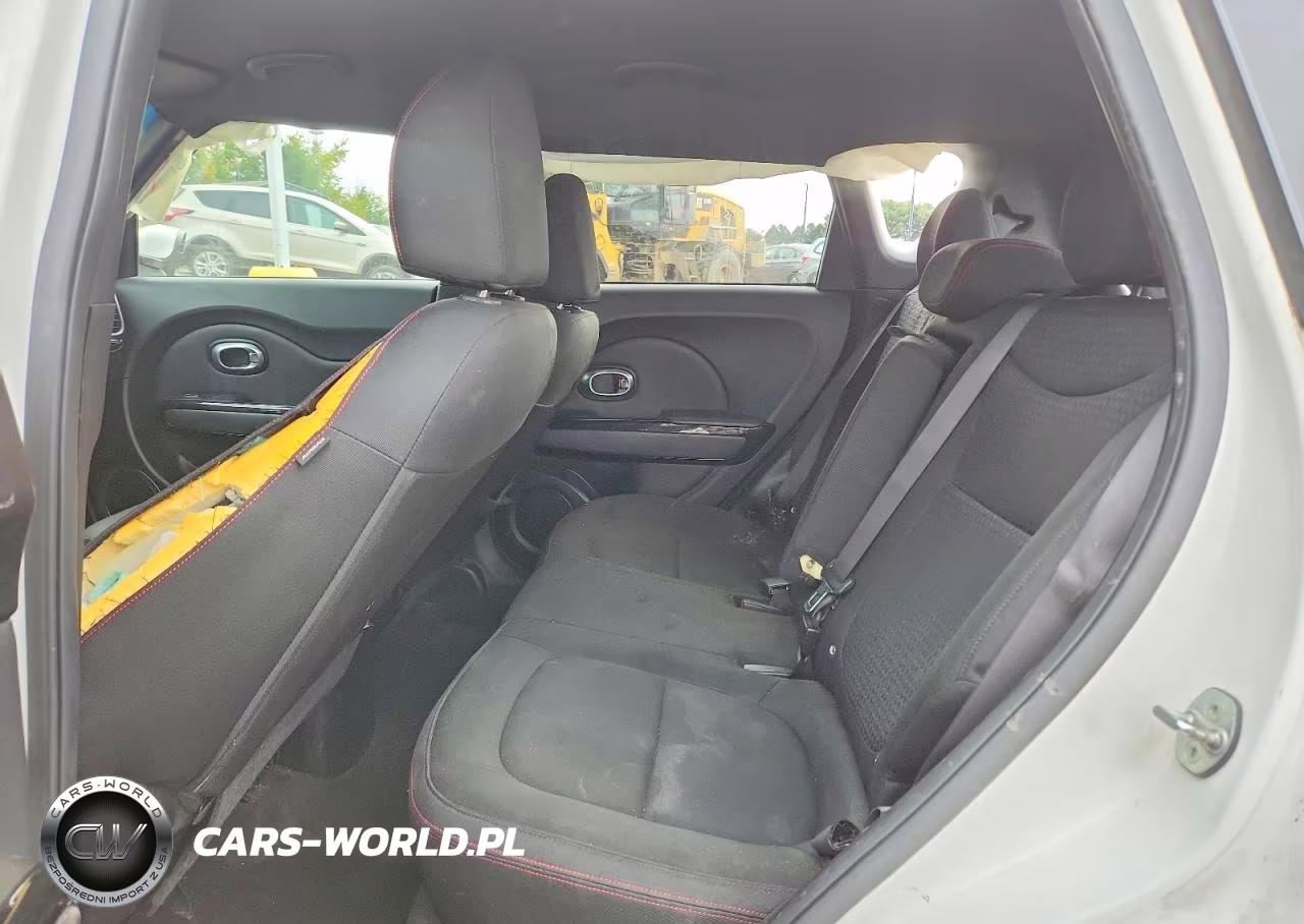2014 Kia Soul + VIN:KNDJP3A57E7023916 - 10